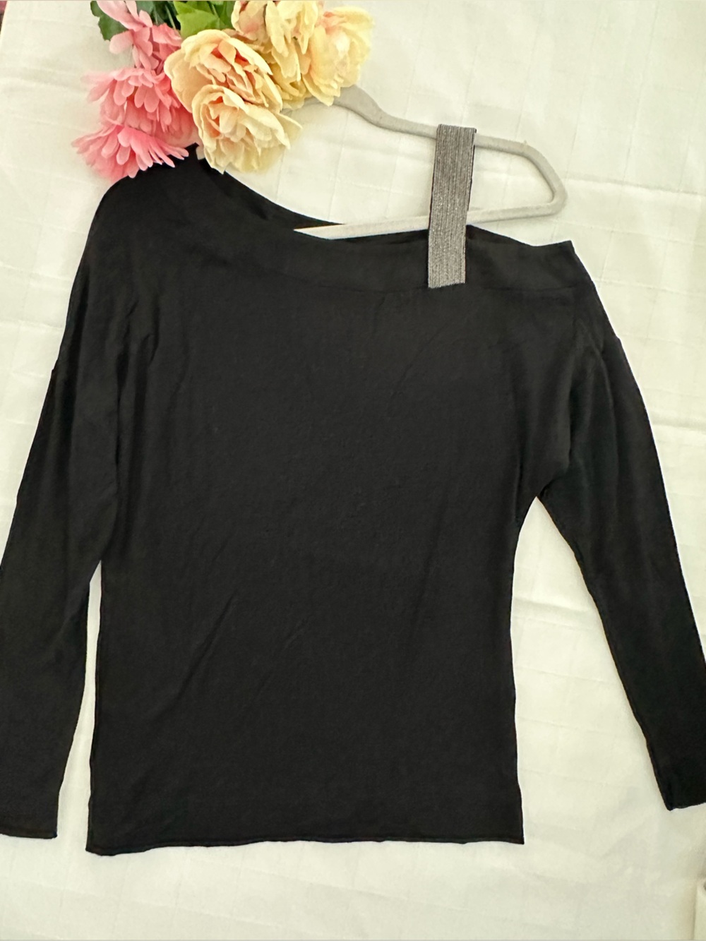 White House Black Market NWOT Strap Shoulder Black Long-Sleeve Top!